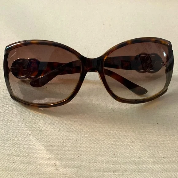 Gucci | Accessories | Gucci 352 Sunglasses Gg 3521 Gg3521fs  display picture 2